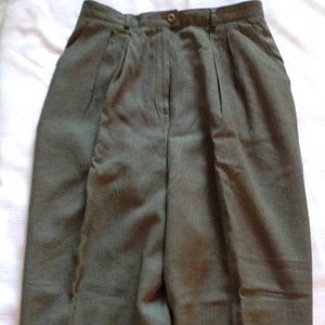 Women’s Jones Wear Moss Green Business Pleated Trouser Pants Lined Size 12